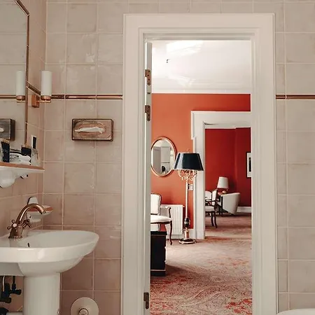 Boutique Royal オールフス