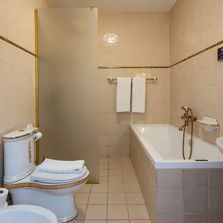 Boutique Royal * オールフス