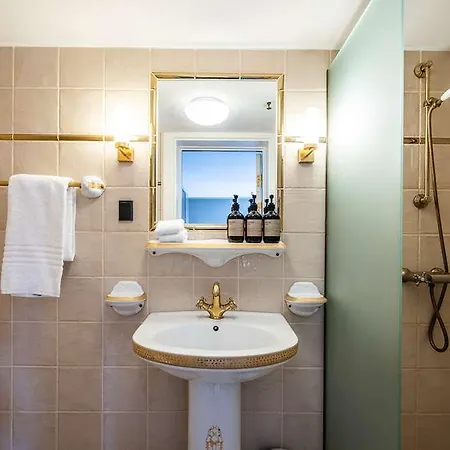 Boutique Royal ホテル *